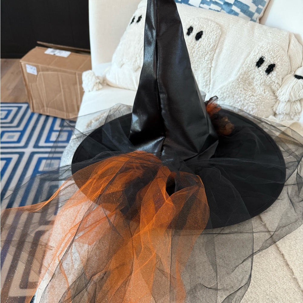 Witch Hat - image 4
